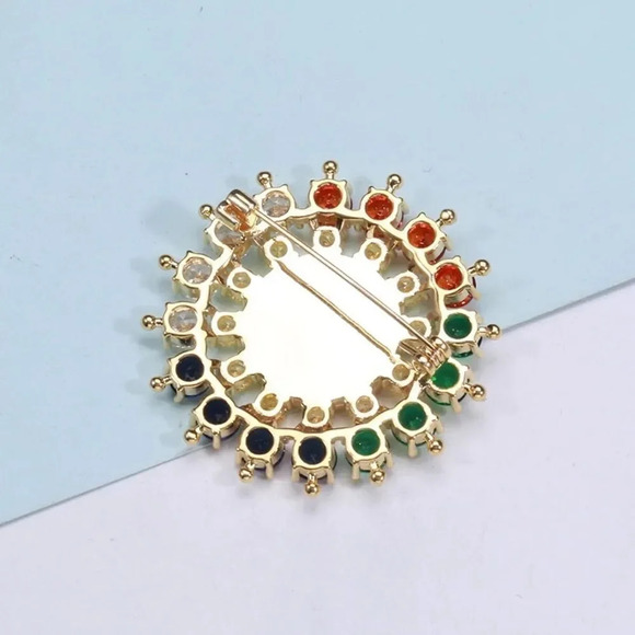 VQ Colorful Brooch - Picture 3 of 8